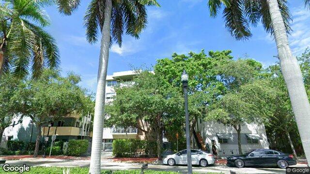 Meridian Plaza, 221 Meridian Ave